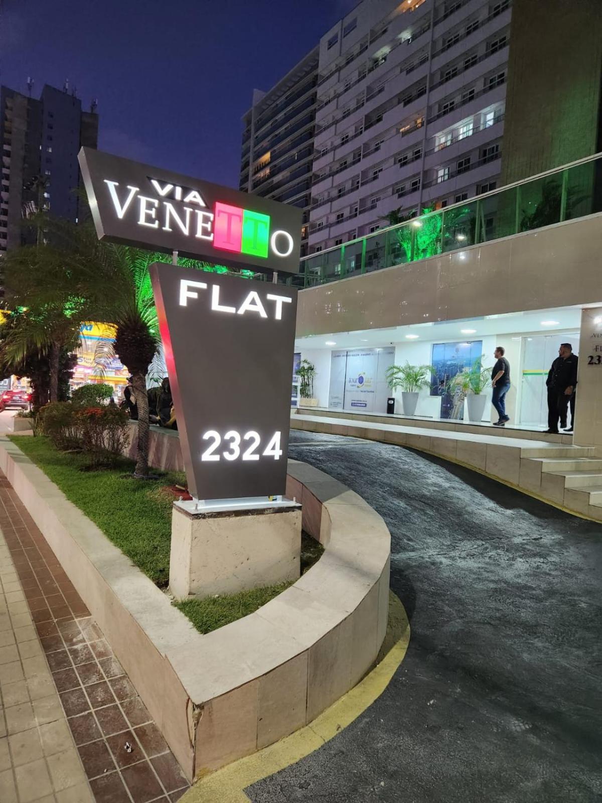 Flat Via Venetto Ap 1501